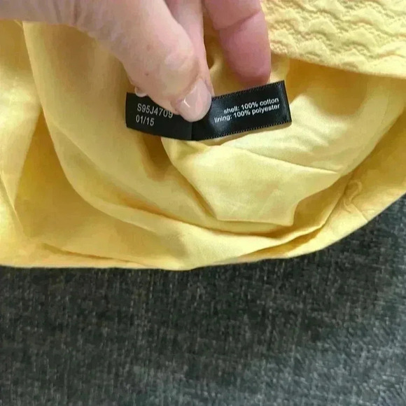 NWT Size 4 pastel yellow skirt from The Limited - Picture 4 of 4